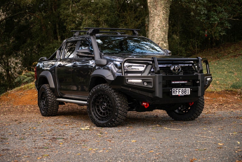 2025 Toyota Hilux SR5 Cruiser Hybrid - Fully Ac... image 4