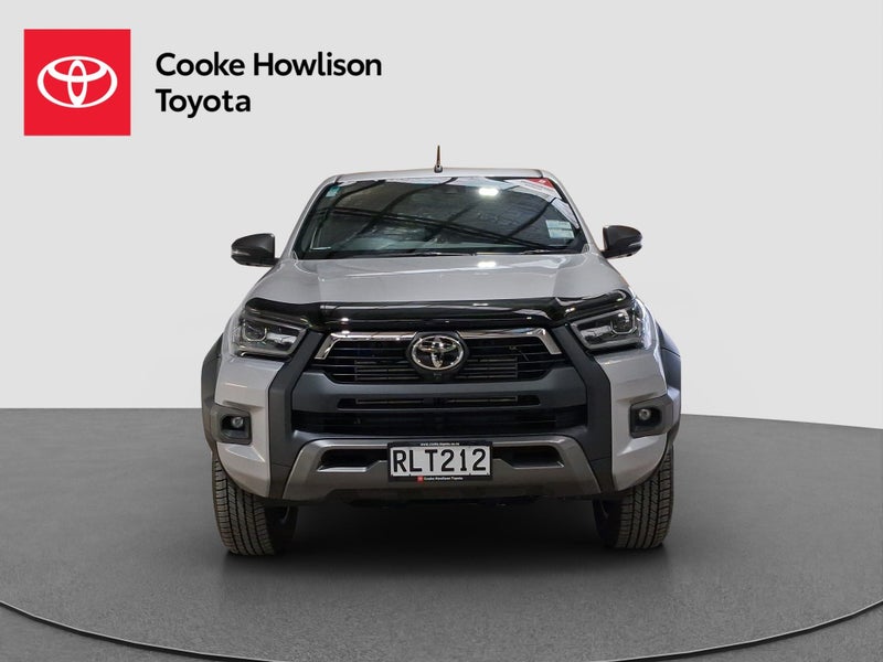 2025 Toyota Hilux SR5 Cruiser Pre-Runner image 2