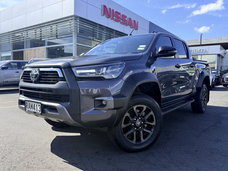 2025 Toyota Hilux SR5 CRUISER TD DC 2. 4WD image 2