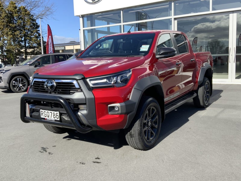 2025 Toyota Hilux SR5 Cruiser wide body!! Low k... image 5