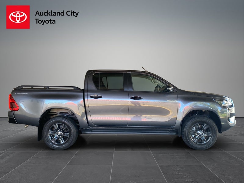 2025 Toyota Hilux Sr5 Td Dc 2.8Dt image 4