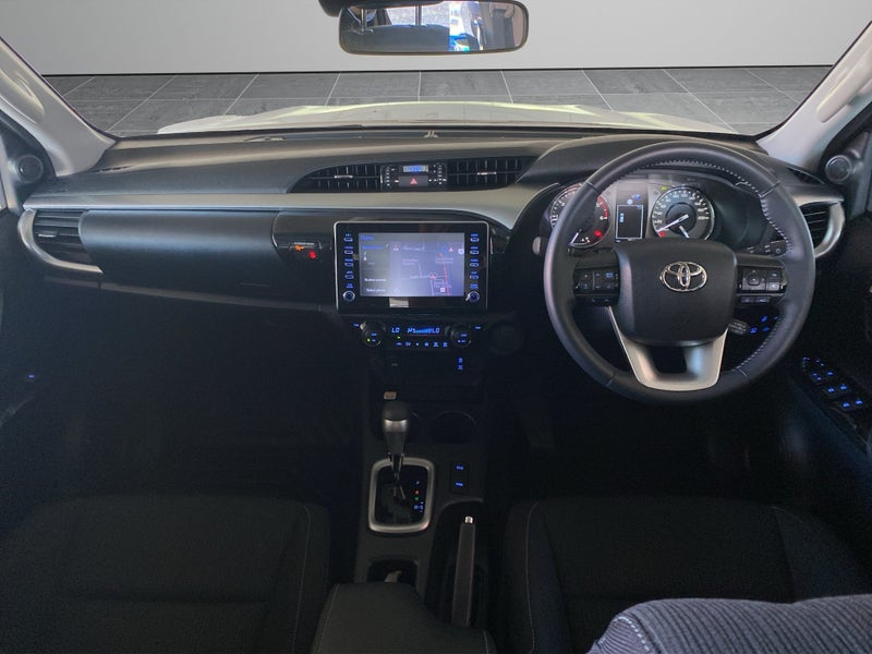 2025 Toyota Hilux Sr5 Td Dc 2.8Dt image 5