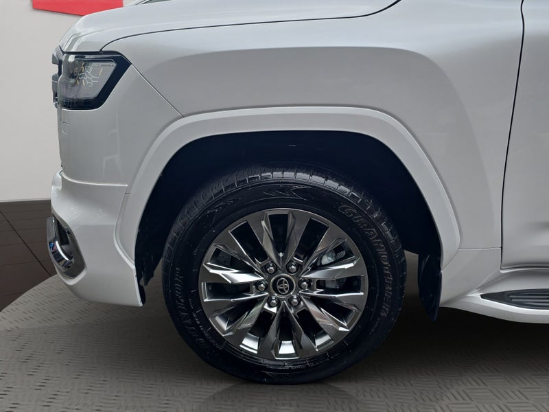 2025 Toyota Land Cruiser 300 3.5P ZX 4WD 5 Dr S... image 5
