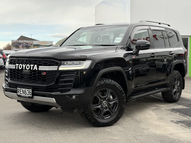 2025 Toyota Land Cruiser 300 GR Sport 3.3DT 10A... image 5