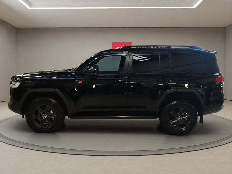 2025 Toyota Land Cruiser 300 GR Sport 3.3L Dies... image 4