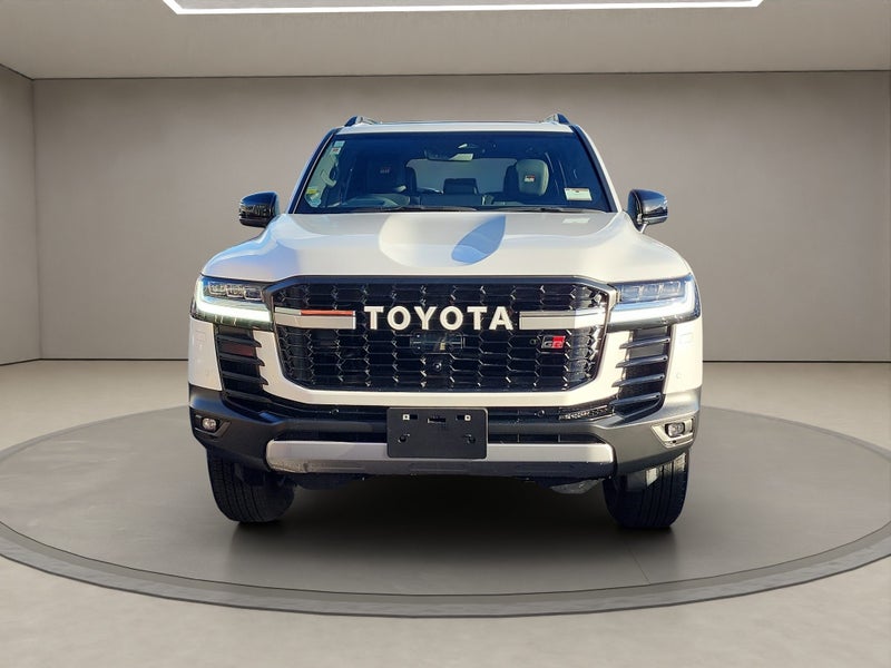 2025 Toyota Land Cruiser 300 GR Sport 3.5L Petr... image 2