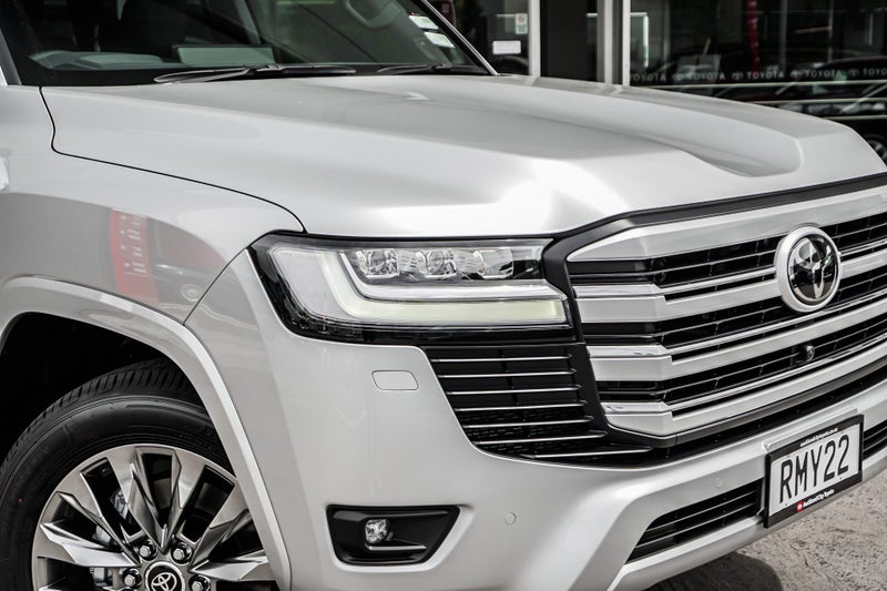 2025 Toyota Land Cruiser 300 VX Limited 3.3DT 1... image 5