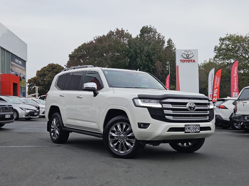 2025 Toyota Land Cruiser 300 VX Limited 3.3DT 4WD image 5