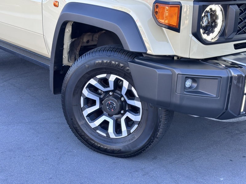 2025 Toyota Land Cruiser 70 2.8 DIESEL WORKHORSE image 5