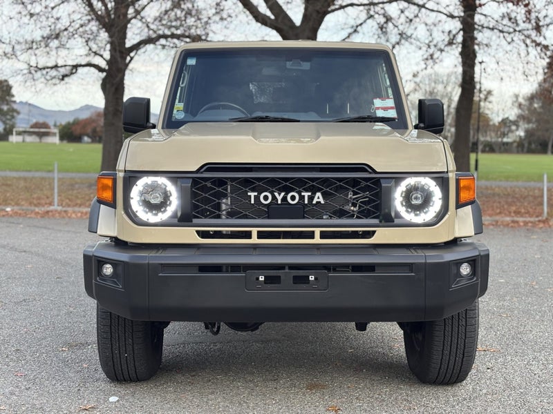 2025 Toyota Land Cruiser 70 2.8D AX 4WD image 2