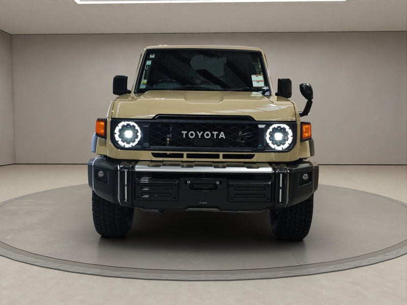 2025 Toyota Land Cruiser 70 2.8L Diesel Turbo 4... image 2
