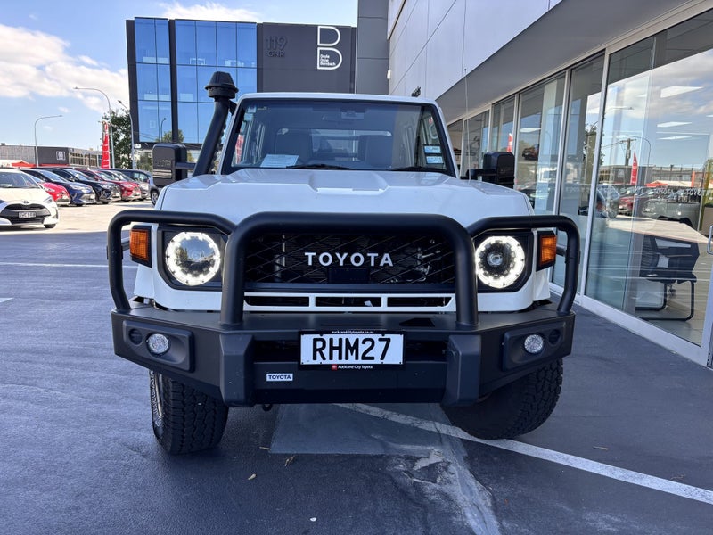 2025 Toyota Land Cruiser 70 LT 2.8 DIESEL POPUL... image 4