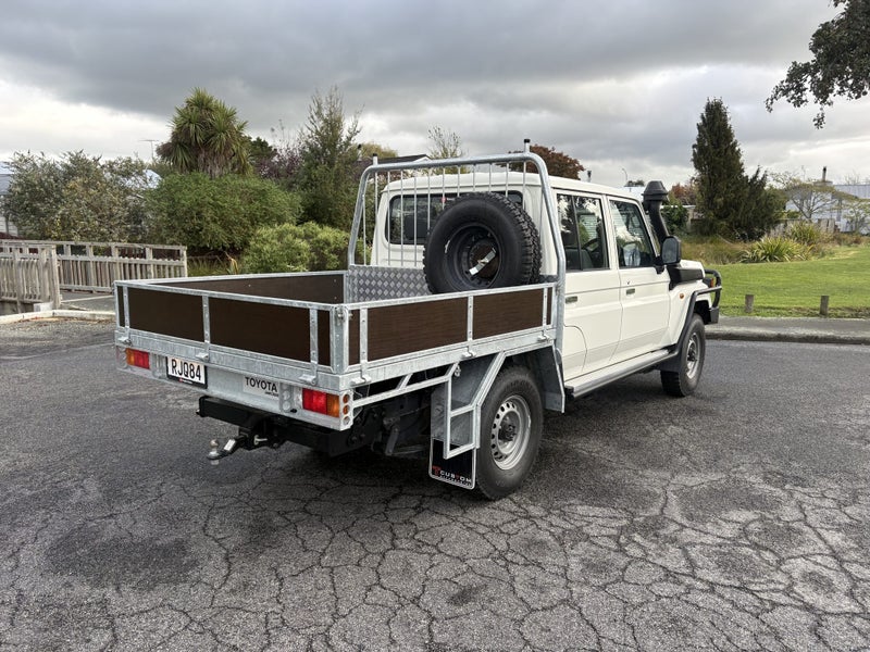 2025 Toyota Land Cruiser 70 LT 2.8DT 6AT 4WD DC... image 5