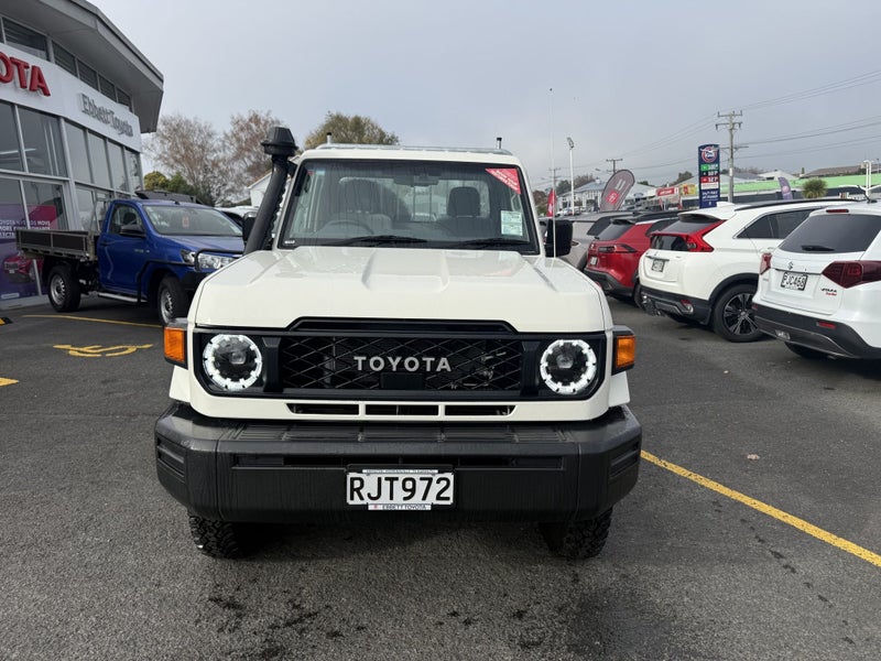2025 Toyota Land Cruiser 70 LT 2.8DT 6AT 4WD SC... image 3