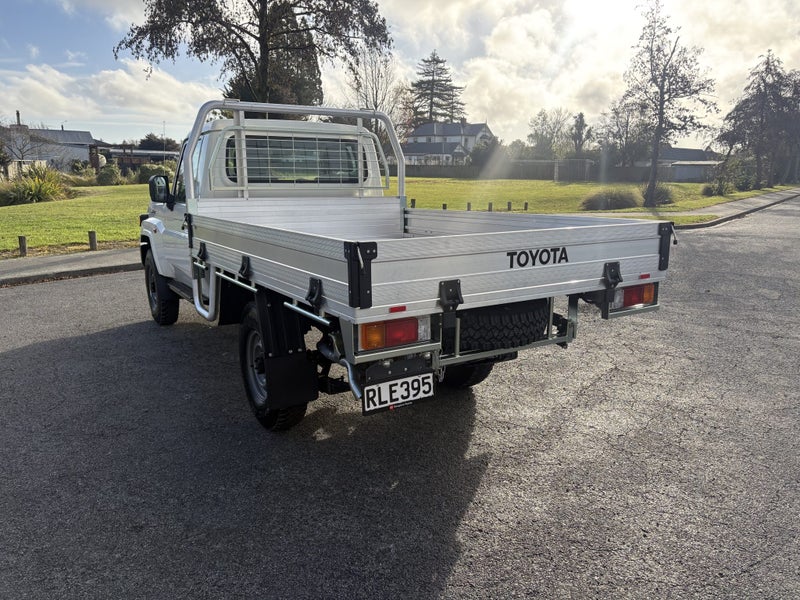 2025 Toyota Land Cruiser 70 LT 2.8DT 6AT 4WD SC... image 3
