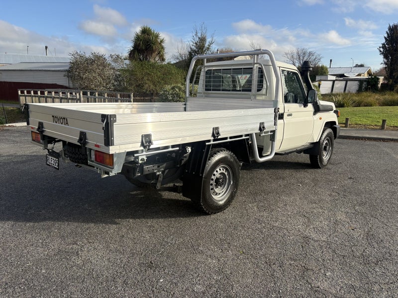 2025 Toyota Land Cruiser 70 LT 2.8DT 6AT 4WD SC... image 5