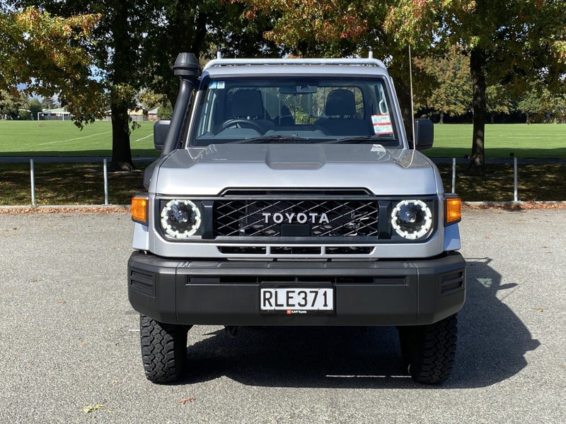 2025 Toyota Land Cruiser 70 LT 2.8DT 6AT 4WD Si... image 2