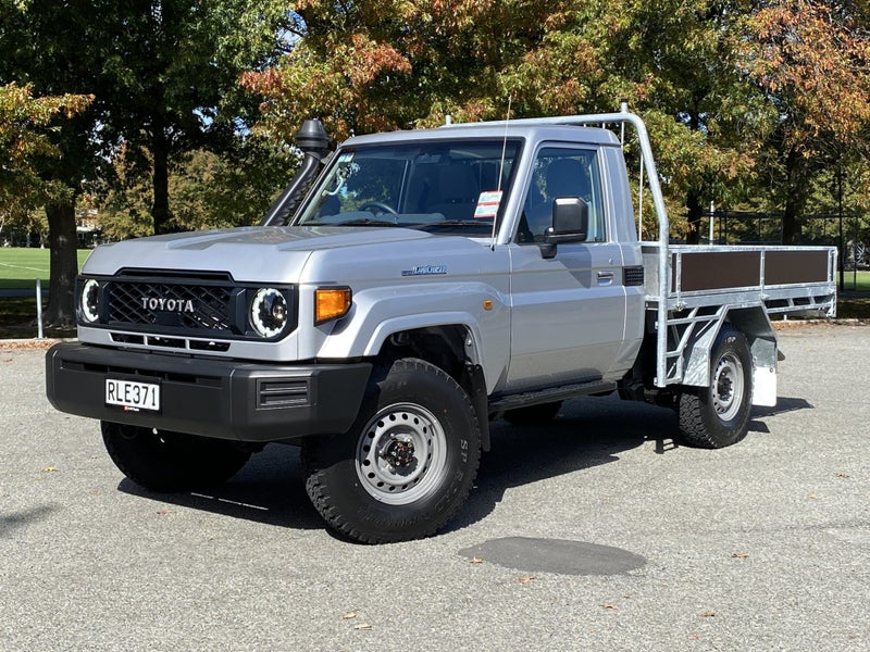 2025 Toyota Land Cruiser 70 LT 2.8DT 6AT 4WD Si... image 3