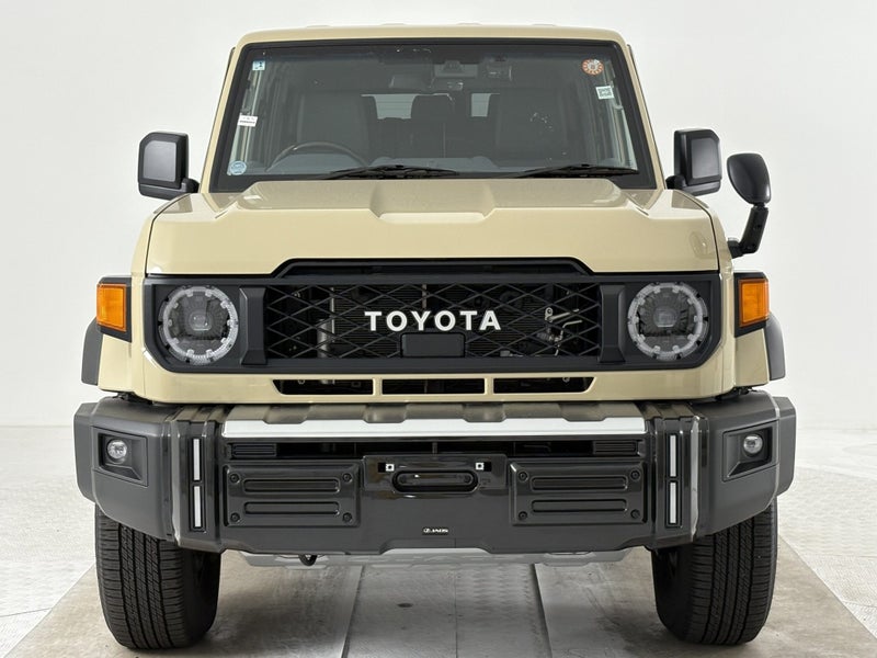 2025 Toyota Land Cruiser 70 LX 2.8DT 6AT 4WD image 2