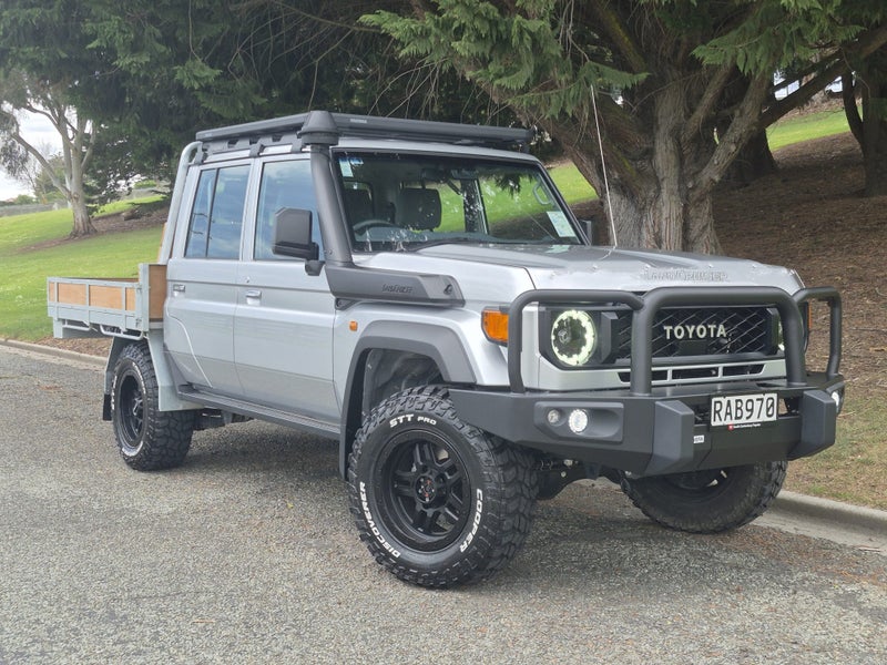 2025 Toyota Land Cruiser 70 LX 2.8DT 6AT 4WD DC... image 1