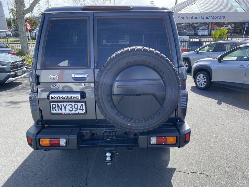 2025 Toyota Land Cruiser 70 LX 2.8DT 6AT 4WD WG... image 4