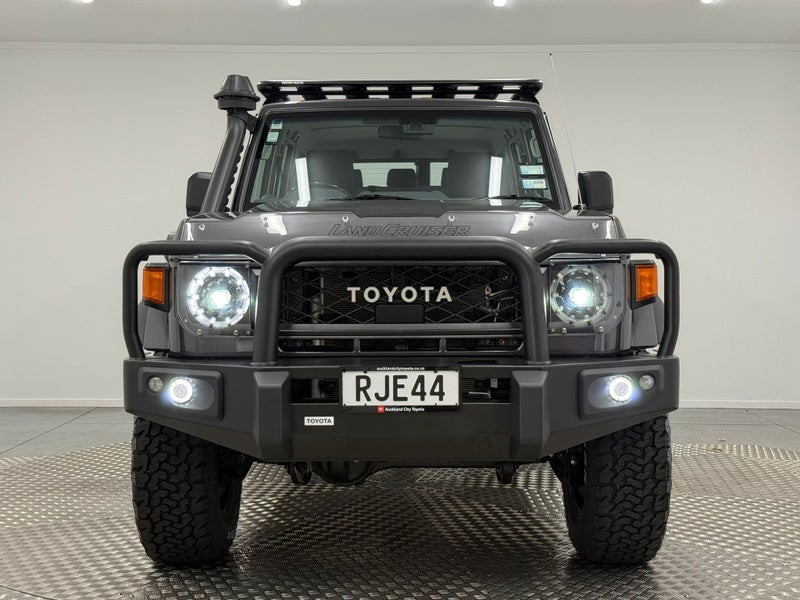 2025 Toyota Land Cruiser 70 LX 2.8TD 4WD image 5