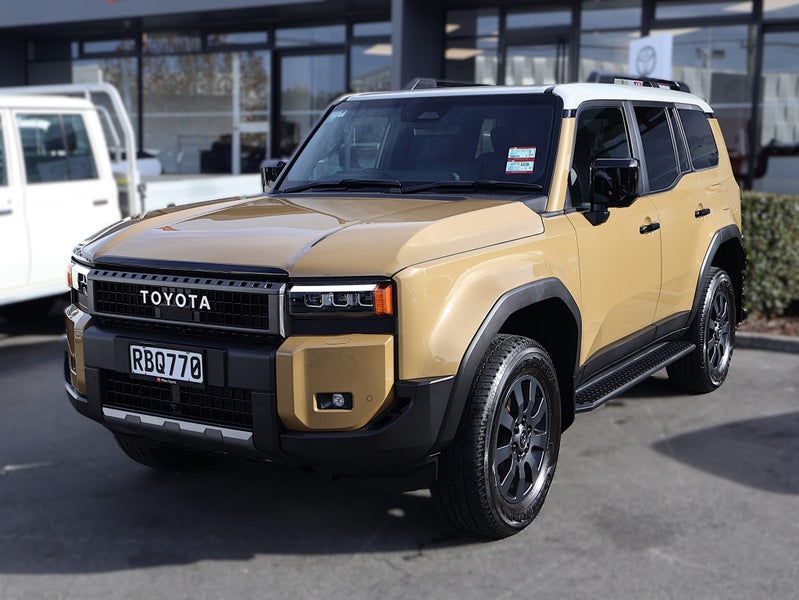 2025 Toyota Land Cruiser ADVENTURE 4WD/AWD, Lea... image 3
