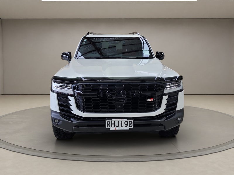 2025 Toyota Land Cruiser GR Sport 3.3L Diesel T... image 2
