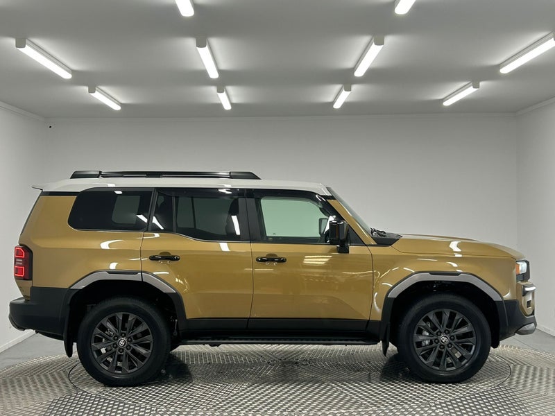 2025 Toyota Land Cruiser Prado 250 2.8D AWD image 2