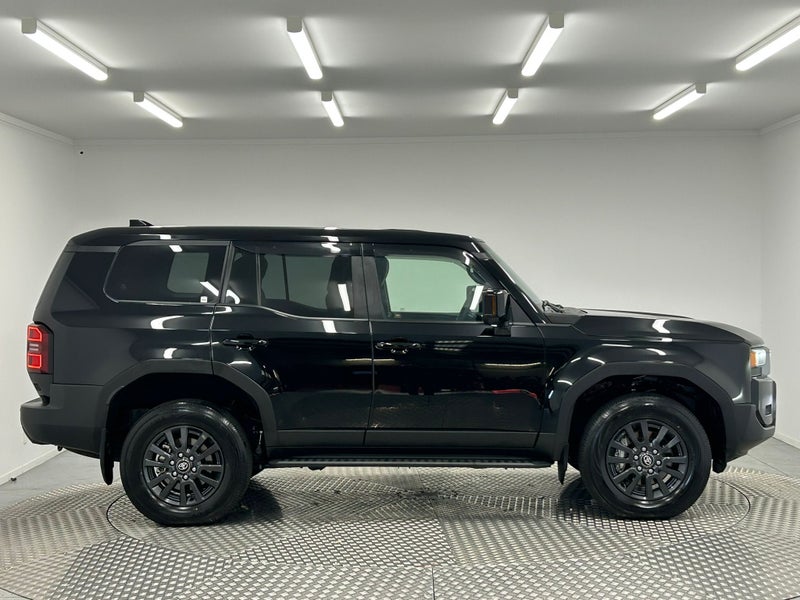 2025 Toyota Land Cruiser Prado 250 2.8D GX AWD image 2