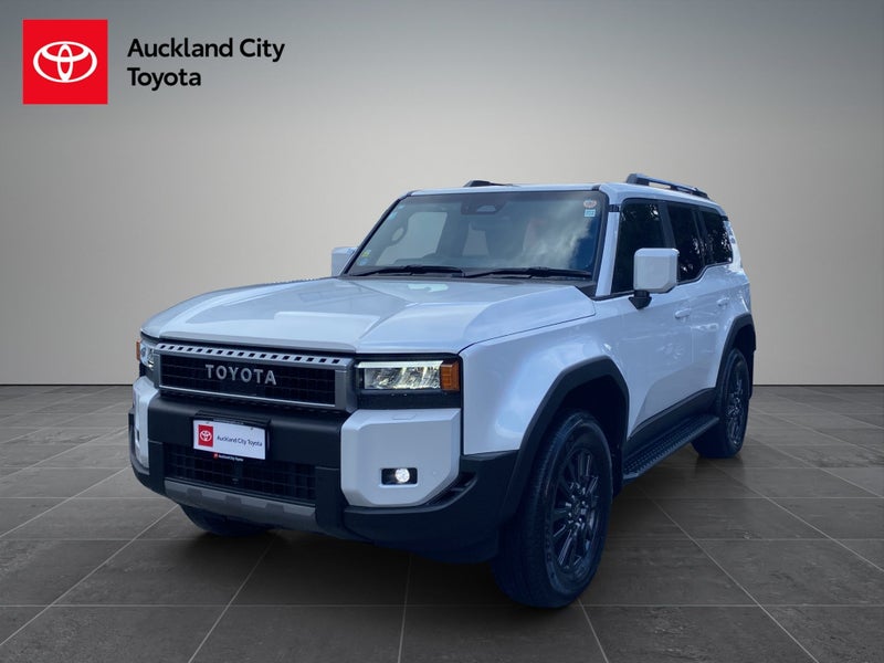 2025 Toyota Land Cruiser Prado 250 2.8D VX 5 Dr... image 3