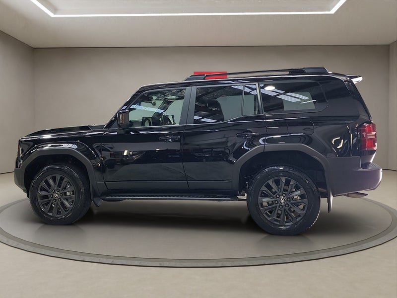 2025 Toyota Land Cruiser Prado 2.8L Diesel Turb... image 4