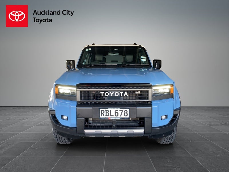 2025 Toyota Land Cruiser Prado ADV 2.8D Hybrid... image 2