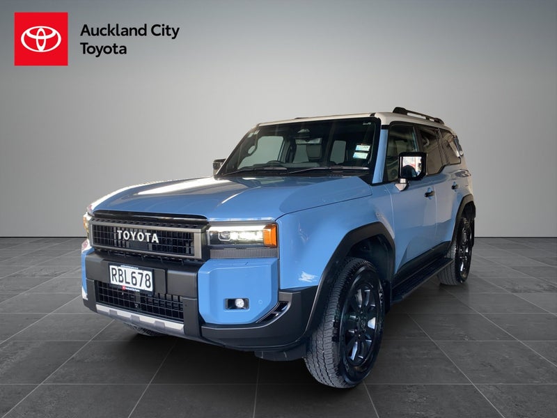 2025 Toyota Land Cruiser Prado ADV 2.8D Hybrid... image 3