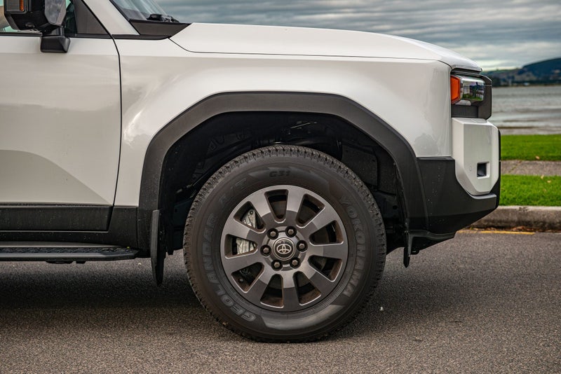 2025 Toyota Land Cruiser Prado Adventure image 4