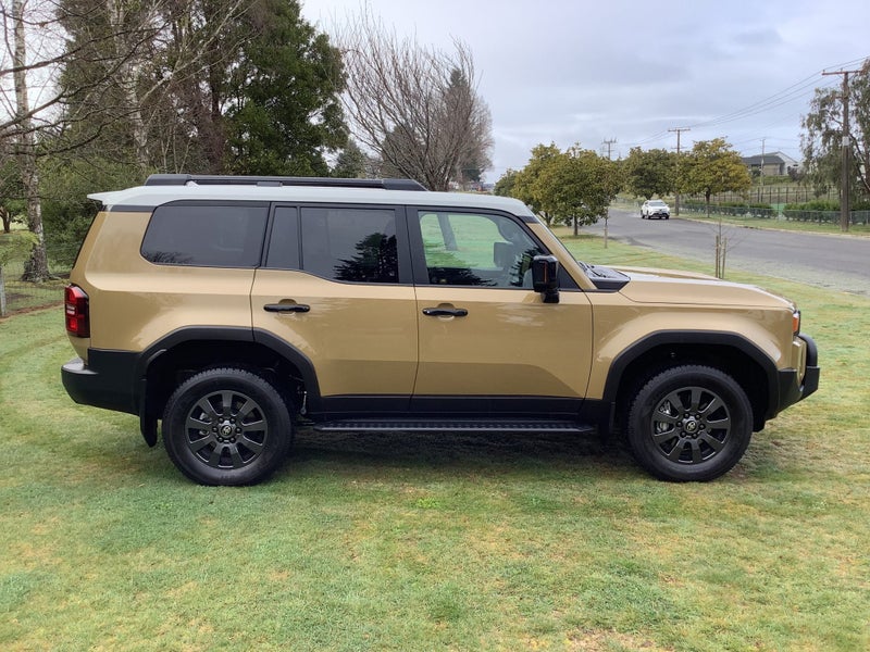 2025 Toyota Land Cruiser Prado Adventure 2.8D image 2