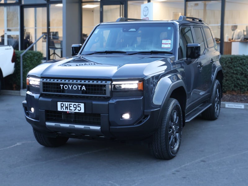 2025 Toyota Land Cruiser Prado Adventure 2.8D H... image 3