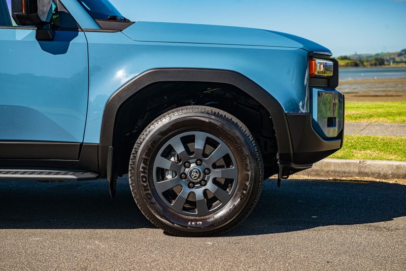 2025 Toyota Land Cruiser Prado Adventure 2.8D H... image 4