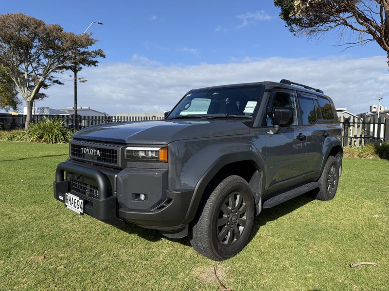 2025 Toyota Land Cruiser Prado Adventure 2.8D H... image 3