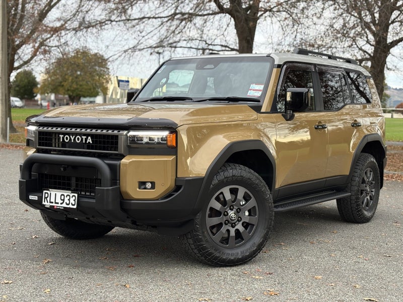2025 Toyota Land Cruiser Prado Adventure 2.8Dmht image 3