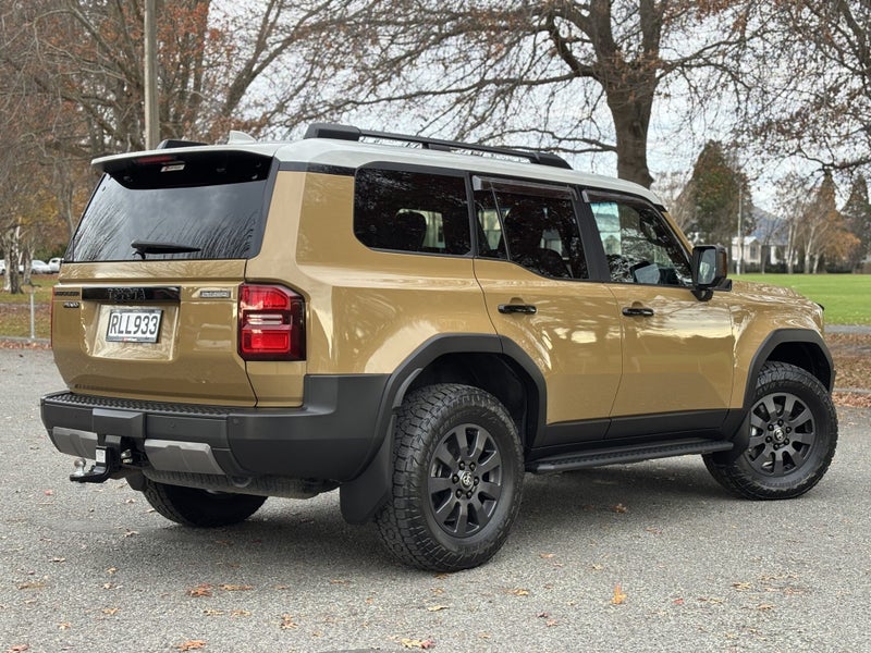 2025 Toyota Land Cruiser Prado Adventure 2.8Dmht image 5