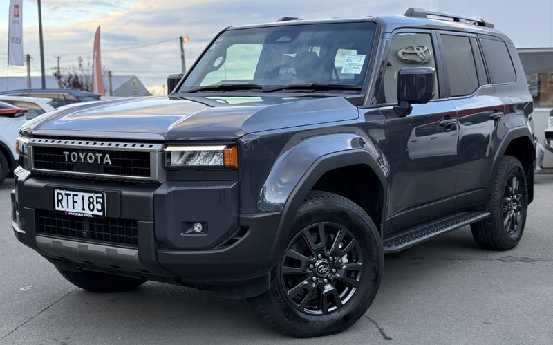 2025 Toyota Land Cruiser Prado GXL 2.8D Hybrid... image 5