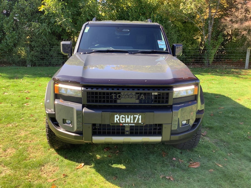 2025 Toyota Land Cruiser Prado GXL 2.8D Hybrid image 3