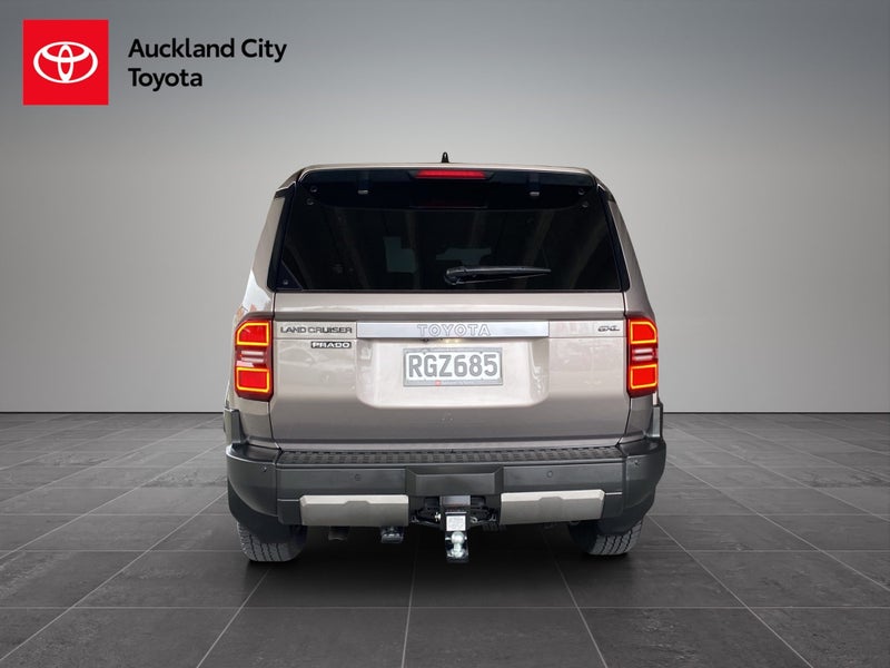 2025 Toyota Land Cruiser Prado GXL 2.8D MH 4WD 8AT image 4