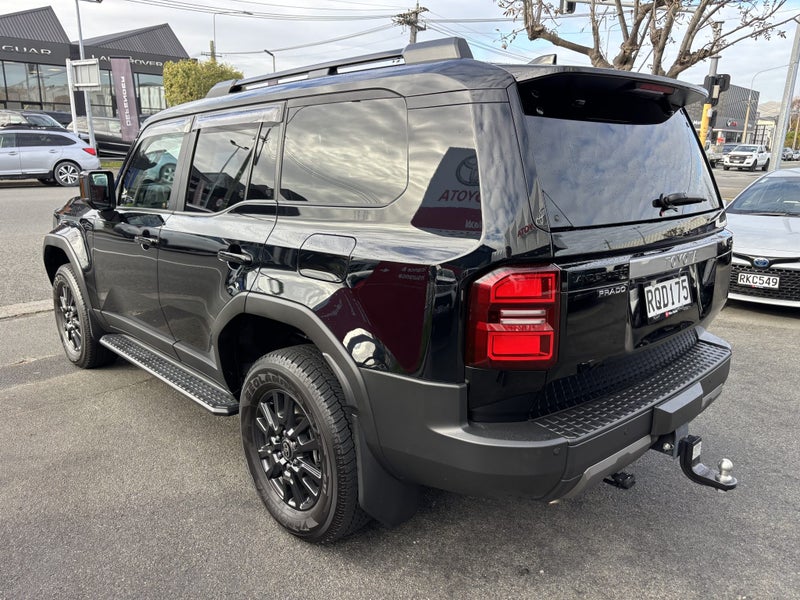 2025 Toyota Land Cruiser Prado GXL 2.8DMHT 4WD... image 5