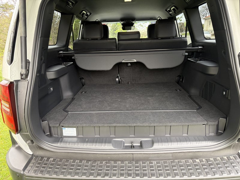 2025 Toyota Land Cruiser Prado GXL image 5