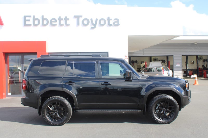 2025 Toyota Land Cruiser Prado Prado GXL 2.8D H... image 2