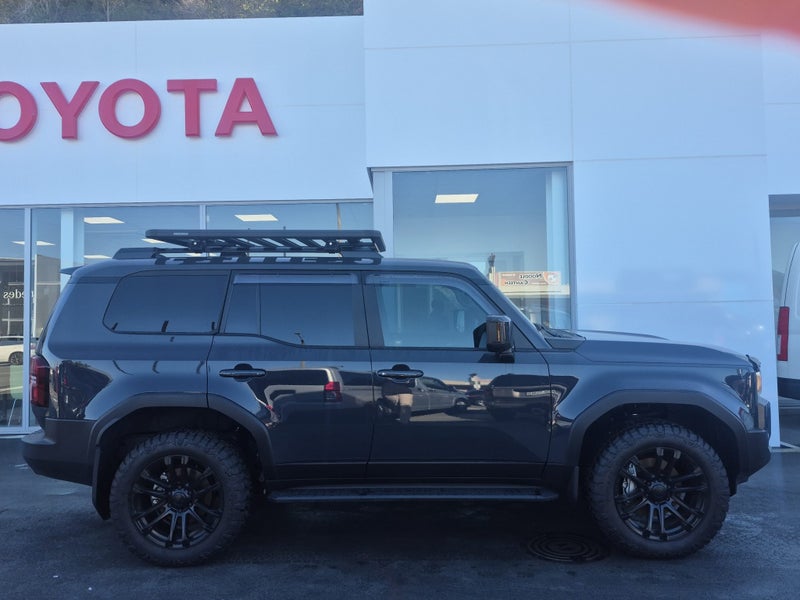 2025 Toyota Land Cruiser Prado Prado GXL 2.8DT... image 2