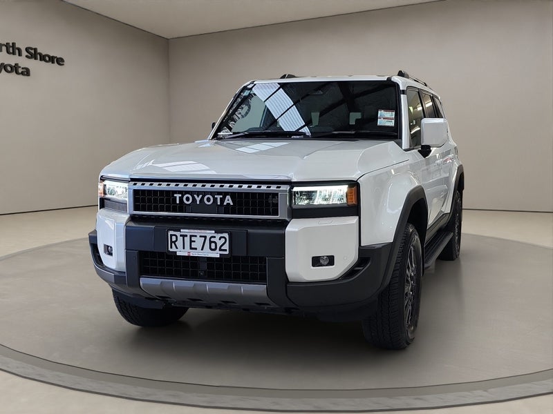 2025 Toyota Land Cruiser Prado Prado GXL 2.8L D... image 3