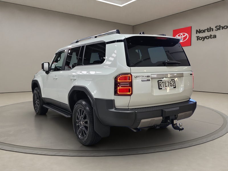 2025 Toyota Land Cruiser Prado Prado GXL 2.8L D... image 5